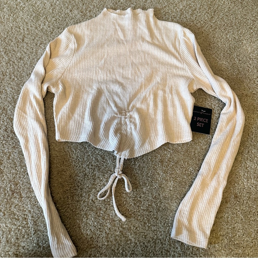 NWT Almost Famous Ribbed 2-Piece Knit Sweater Set (Top & Skirt) Women’s Large - Picture 5 of 8